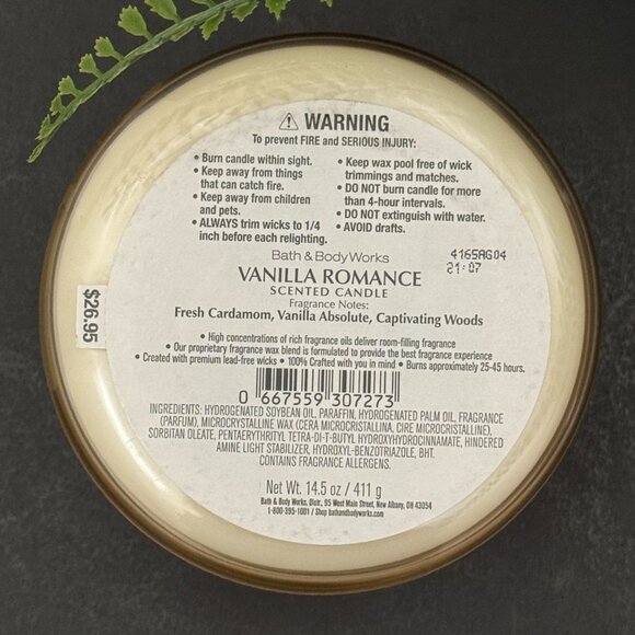 BBW Vanilla Romance Bath & Body Works 3 Wick Candle - Picture 10 of 10